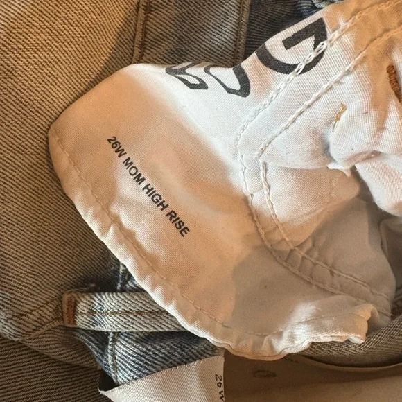 Distressed High Waisted Mom Jeans - Picture 8 of 8